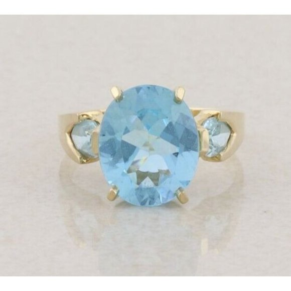 14k Yellow Gold Natural Blue Topaz Ring Size 6 1/2 - Picture 1 of 7